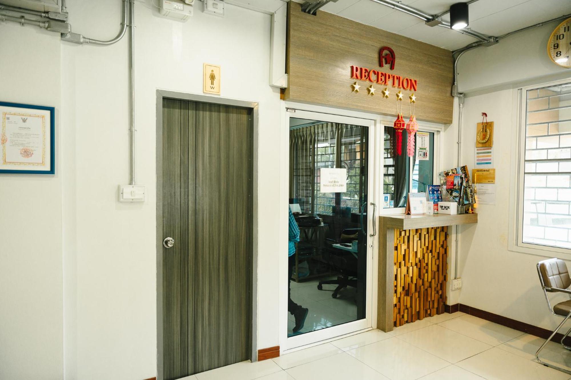 The Ten Hotel Thippanate เชียงใหม่ ภายนอก รูปภาพ